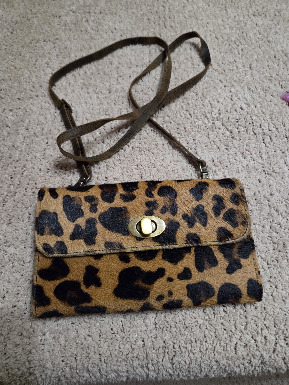 Leopard Print Crossbody Clutch - Brown/Black